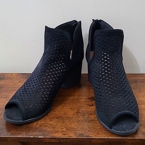 Bella Marie black peep-toe ankle boots with cutouts size 8
